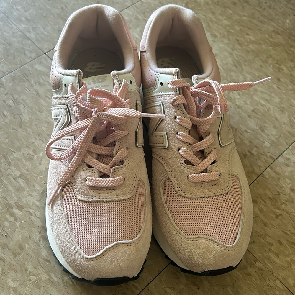 New Balance Pink Ladies Sneakers size 10
